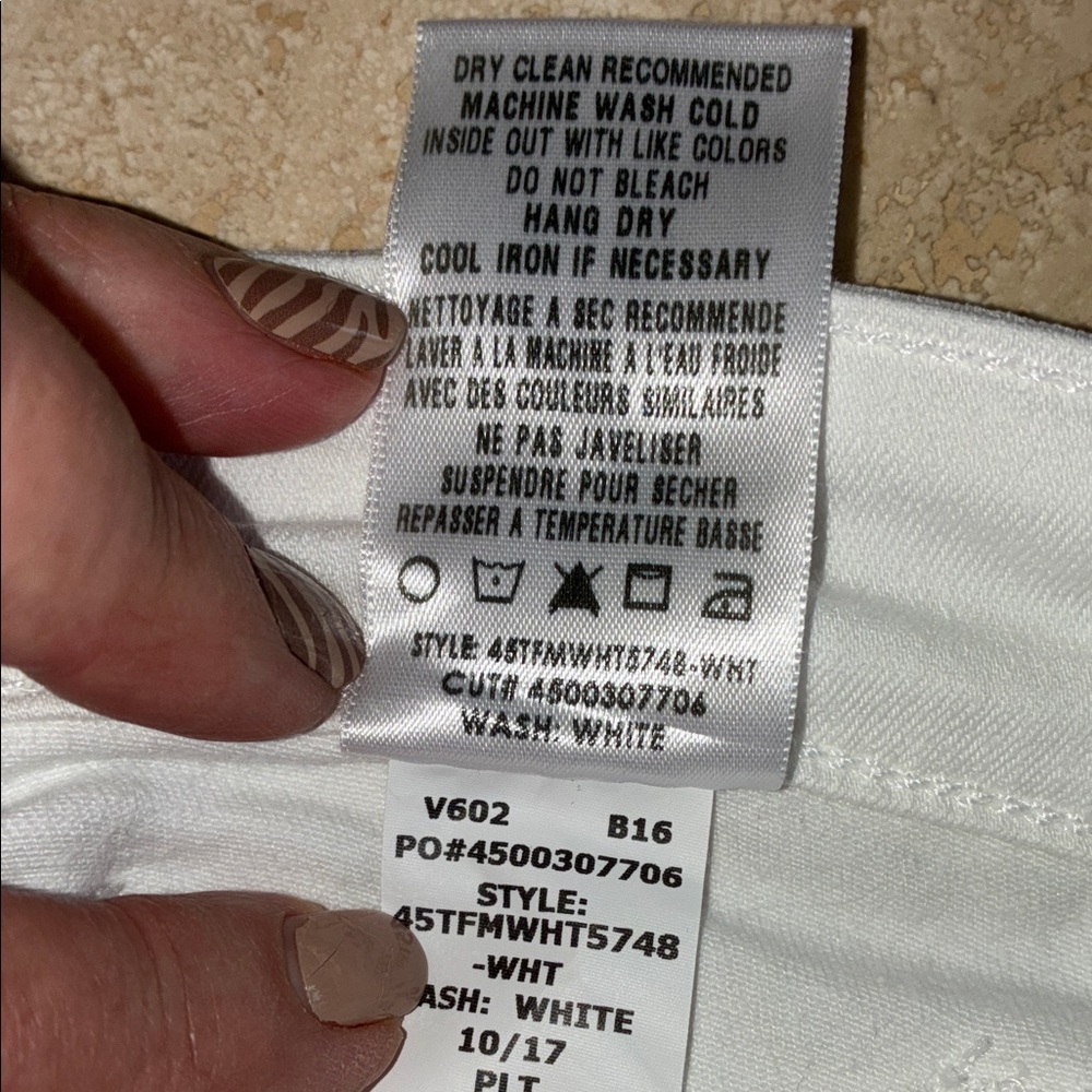 Joe's Jeans Women's, 31, White EUC High-Rise Straight Leg Denim euc - Picture 9 of 15